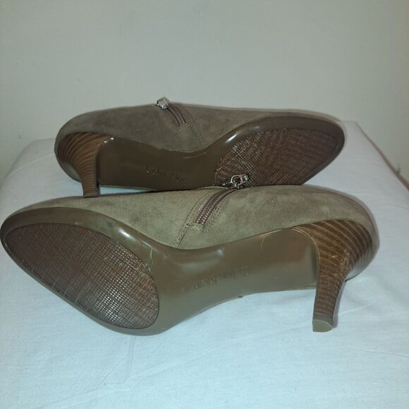 Calvin Klein Ankle Boots Booties 9.5 M Pointed Toe Brown Suede Leather Women's - Picture 10 of 12